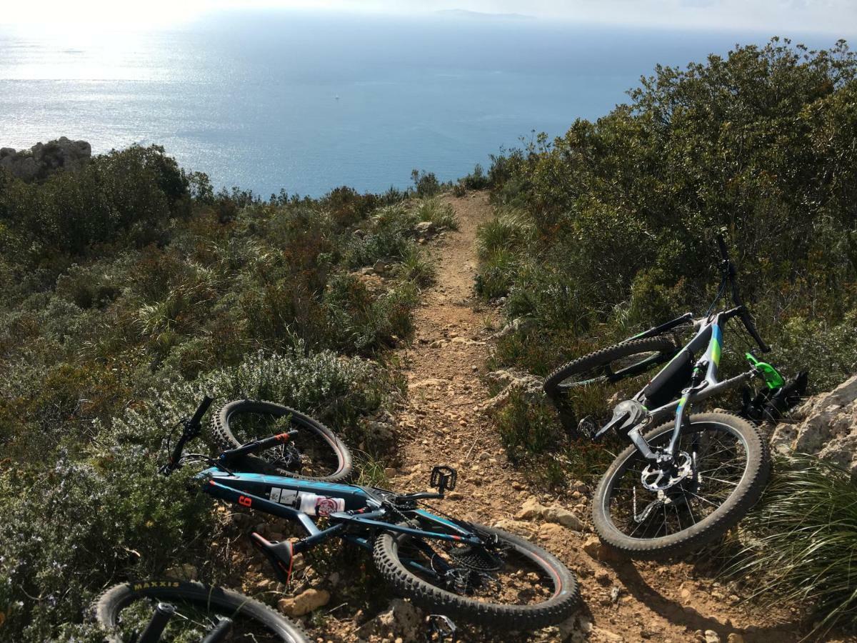Bike&Boat Argentario Hotel Porto Santo Stefano  Bagian luar foto